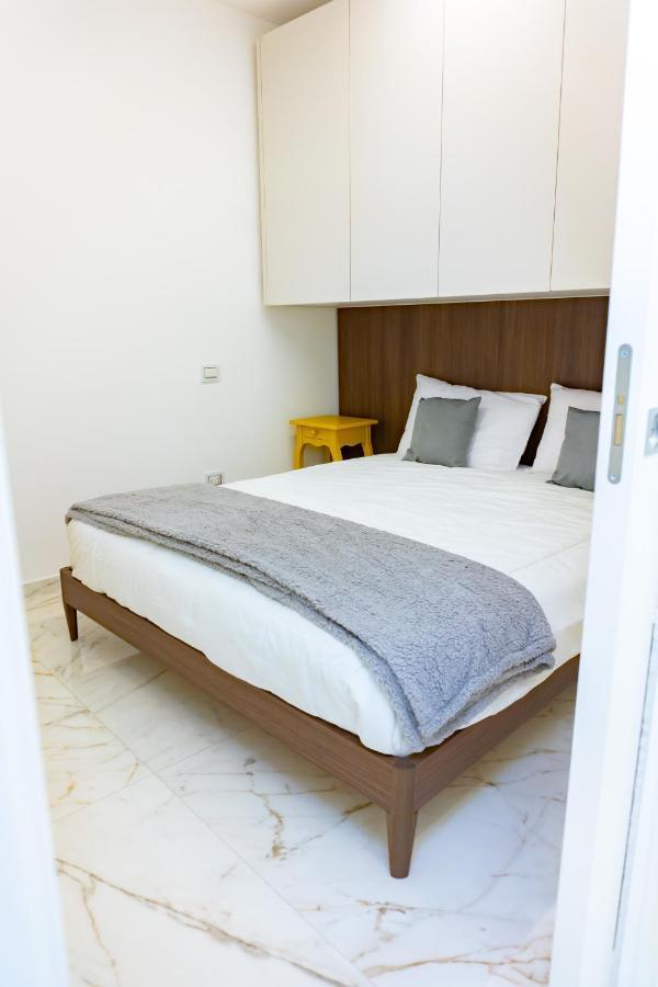 Fian Apartment 2.0 เนเปิลส์ ภายนอก รูปภาพ